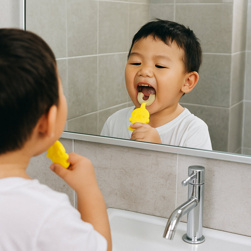 Cute Cartoon Duck U-shape Baby Toothbrush (1 Pc  Mix Color)